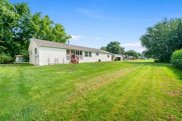 $141,000 | 32 Peggy Drive, Sandwich, IL 60548