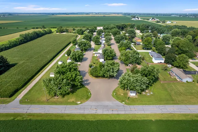 $149,900 | 32 Peggy Drive, Sandwich, IL 60548