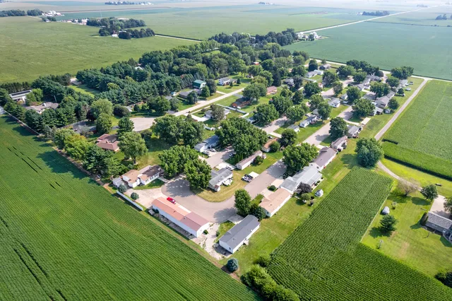 $149,900 | 32 Peggy Drive, Sandwich, IL 60548