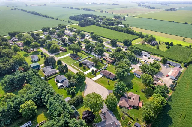 $149,900 | 32 Peggy Drive, Sandwich, IL 60548