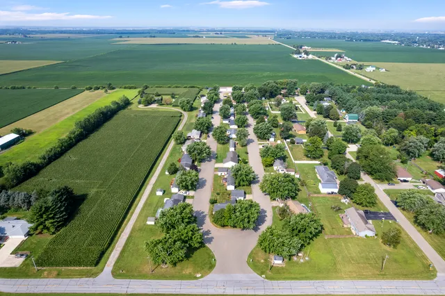 $149,900 | 32 Peggy Drive, Sandwich, IL 60548