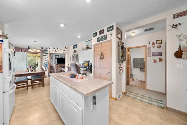 $141,000 | 32 Peggy Drive, Sandwich, IL 60548