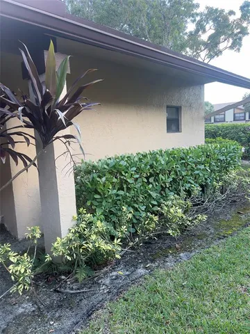 $259,900 | 2627 Carambola Circle North, Unit 1713, Pompano Beach, FL 33066