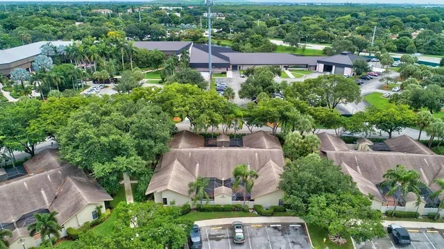 $259,900 | 2627 Carambola Circle North, Unit 1713, Pompano Beach, FL 33066