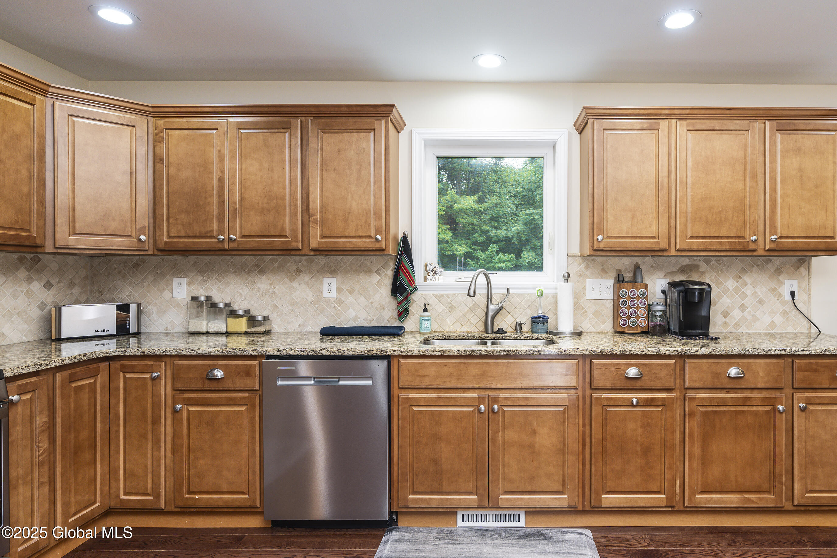 12 N Ridge Malta, NY 12019 - Photo 13 of 47 023-12-N-Ridge
