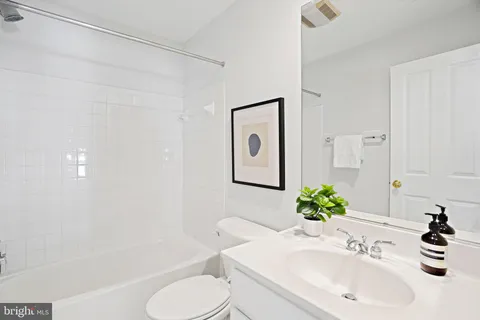 $1,075,000 | 2123 12th Place Northwest, Washington, DC 20009