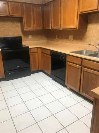 $1,695 | 6151 Briar Glade Drive, Houston, TX 77072