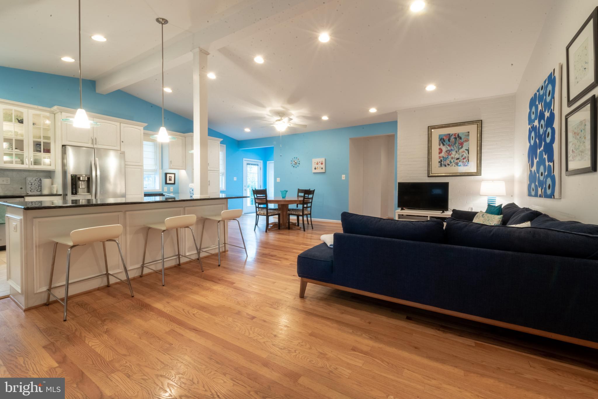 6816 Old Pimlico Road Baltimore, MD 21209 - Photo 2 of 37
