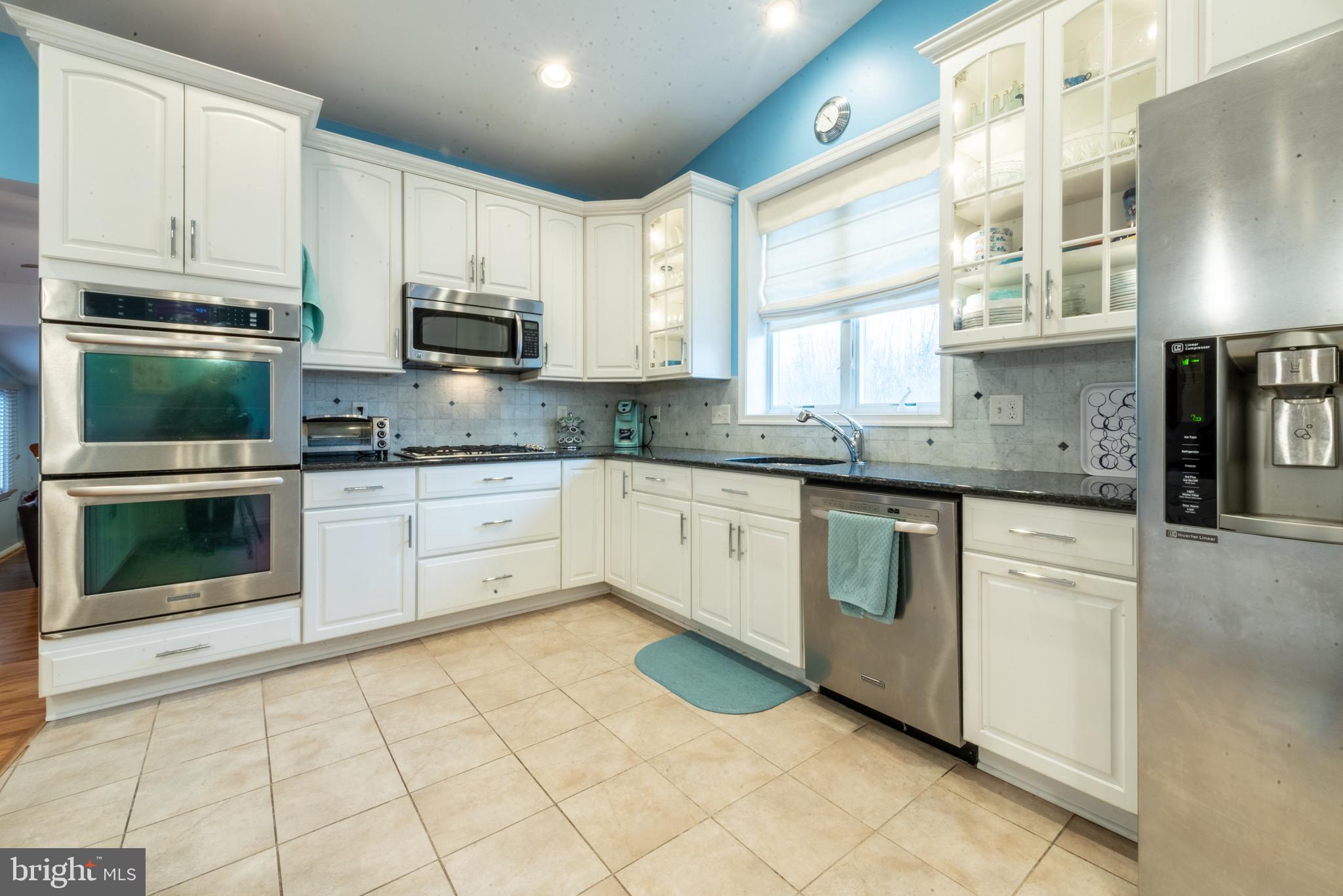 6816 Old Pimlico Road Baltimore, MD 21209 - Photo 5 of 37