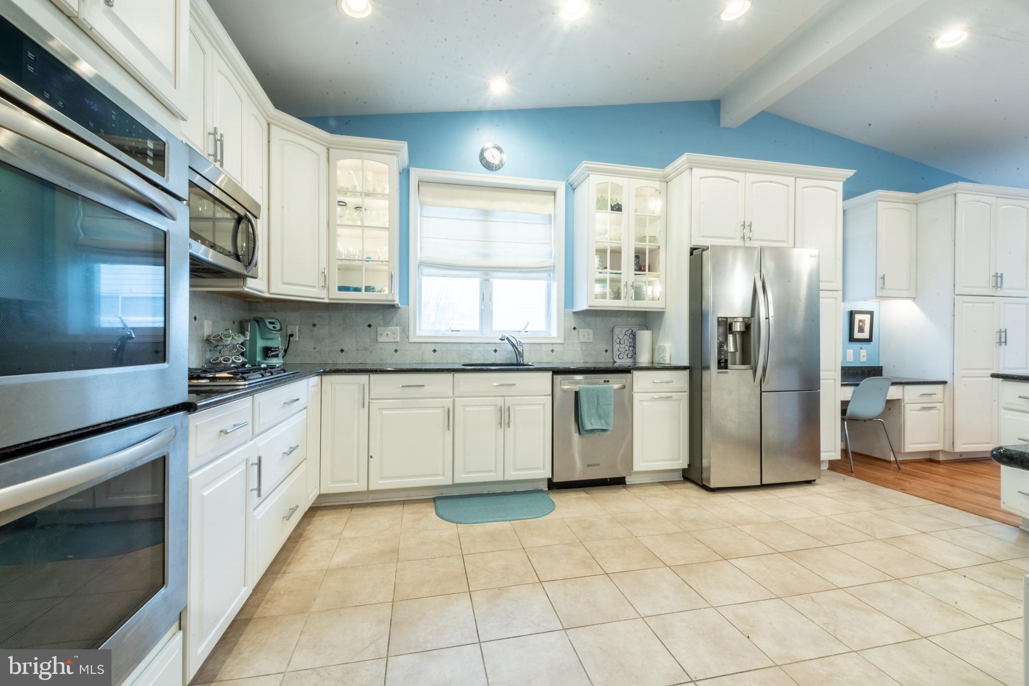 6816 Old Pimlico Road Baltimore, MD 21209 - Photo 6 of 37