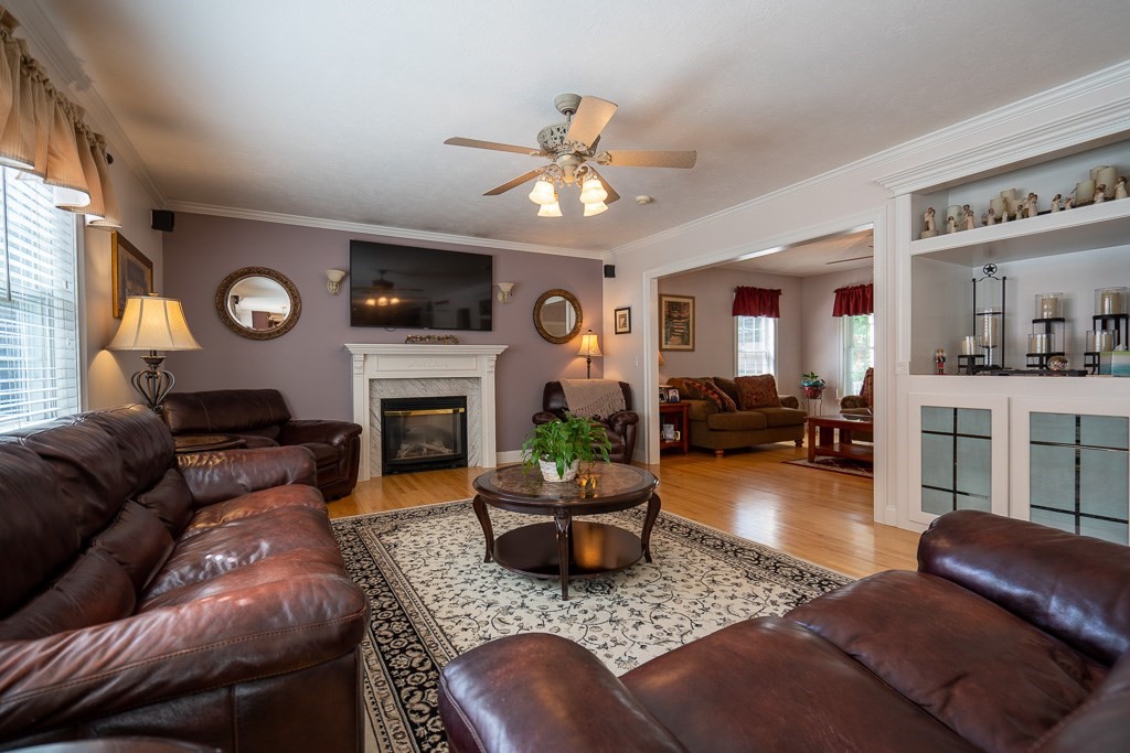 229 Bear Hole Road West Springfield, MA 01089 - Photo 11 of 42