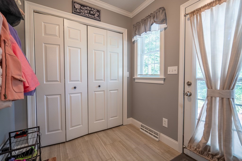 229 Bear Hole Road West Springfield, MA 01089 - Photo 17 of 42