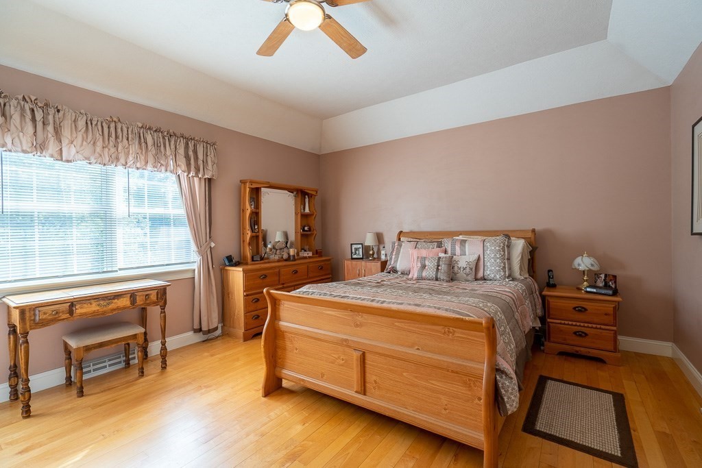 229 Bear Hole Road West Springfield, MA 01089 - Photo 21 of 42