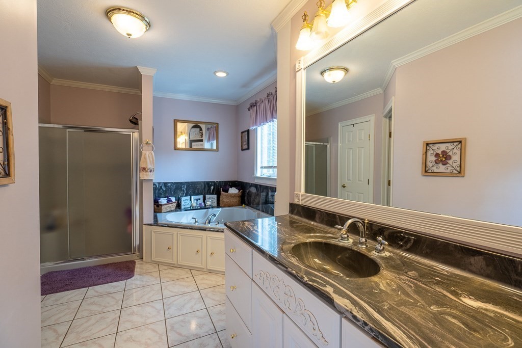229 Bear Hole Road West Springfield, MA 01089 - Photo 23 of 42