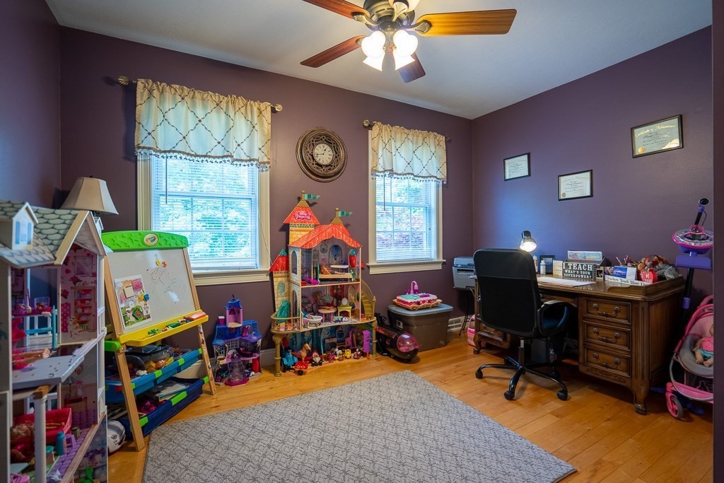 229 Bear Hole Road West Springfield, MA 01089 - Photo 29 of 42