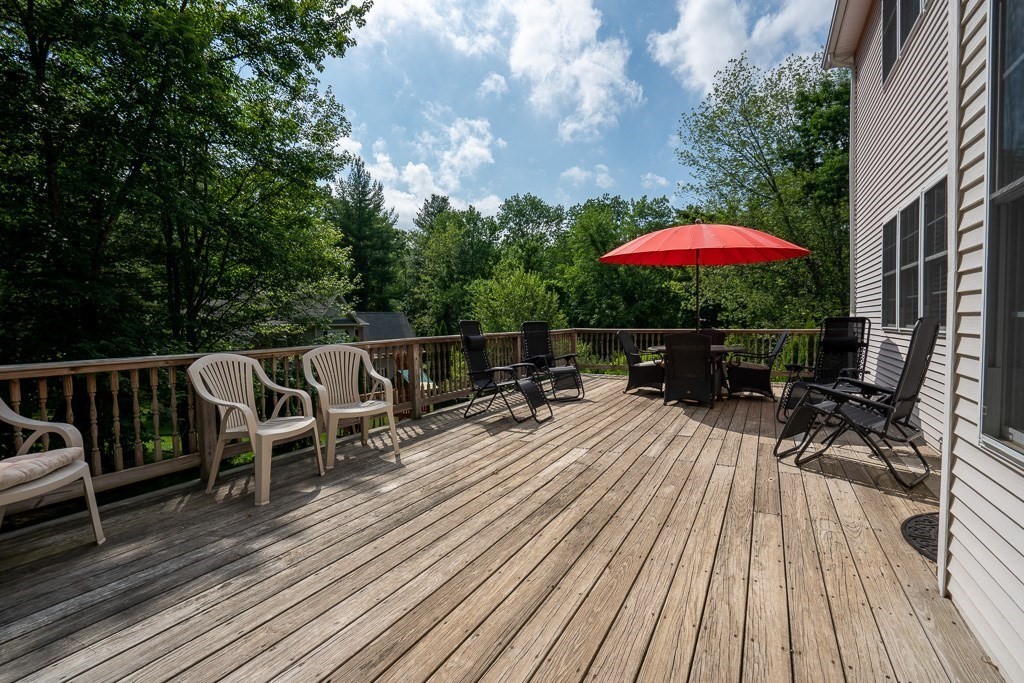 229 Bear Hole Road West Springfield, MA 01089 - Photo 38 of 42