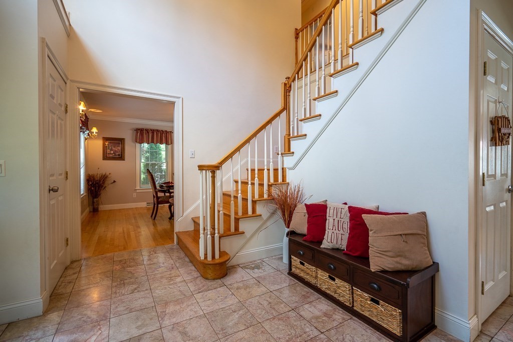 229 Bear Hole Road West Springfield, MA 01089 - Photo 6 of 42
