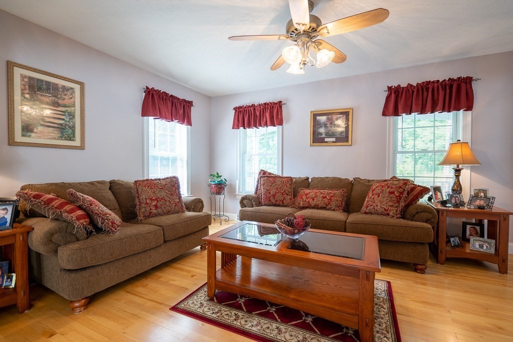 229 Bear Hole Road West Springfield, MA 01089 - Photo 8 of 42