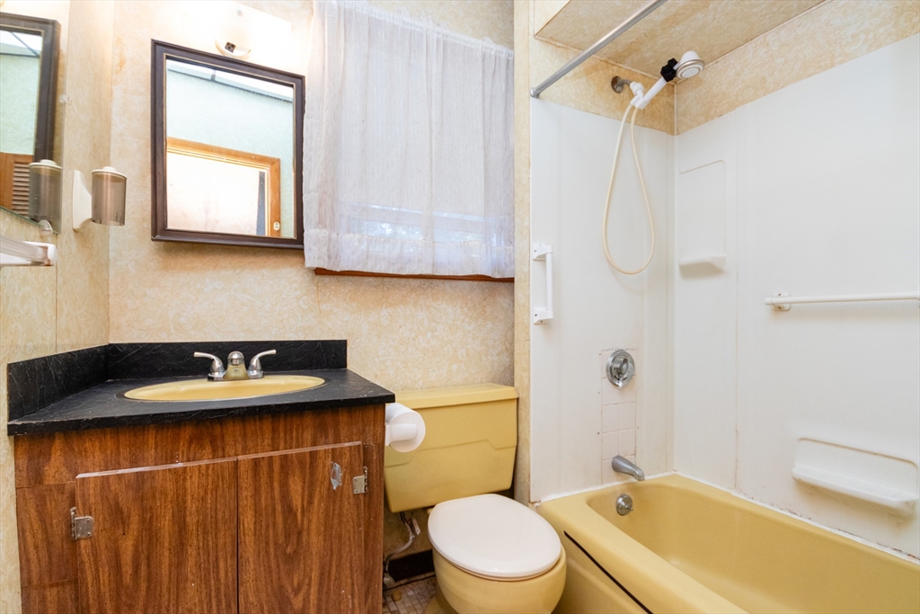 15 Brainard Street Boston, MA 02136 - Photo 14 of 19