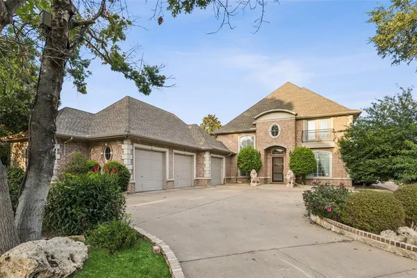 $979,000 | 6308 Estates Lane, Fort Worth, TX 76137