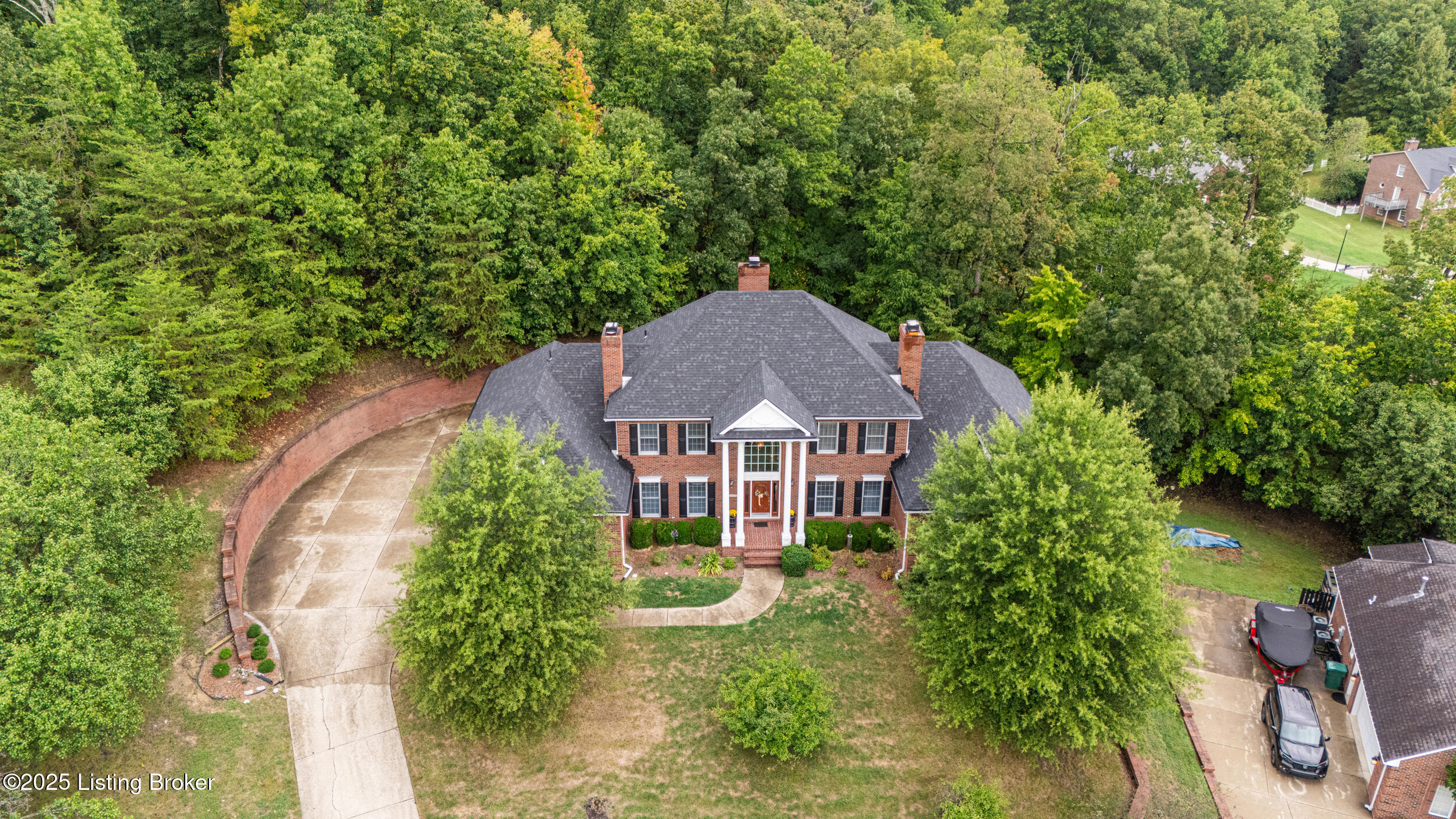1817 Grand Ridge Road Louisville, KY 40214 - Photo 7 of 84 dji_20250924122044_0011_d