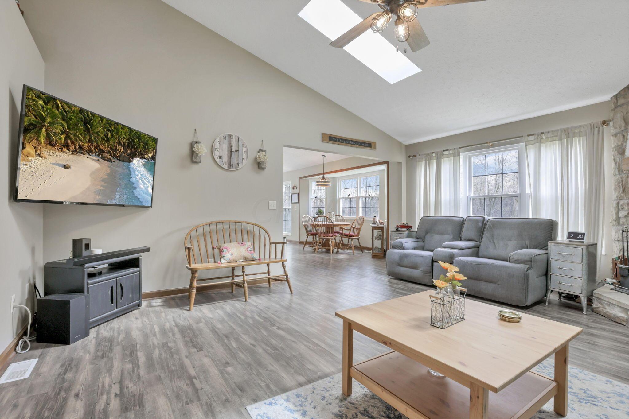 7771 Columbus Road Southwest Pataskala, OH 43062 - Photo 21 of 102 Great Room