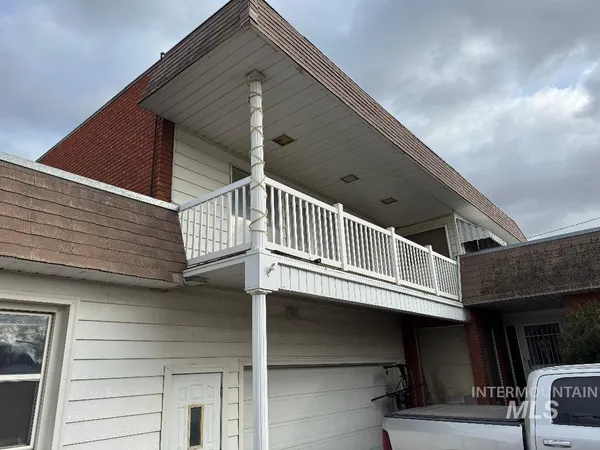 $690,000 | 221 West Main Street, Burley, ID 83318