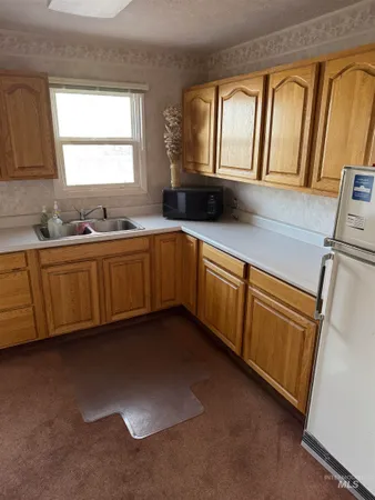 $690,000 | 221 West Main Street, Burley, ID 83318