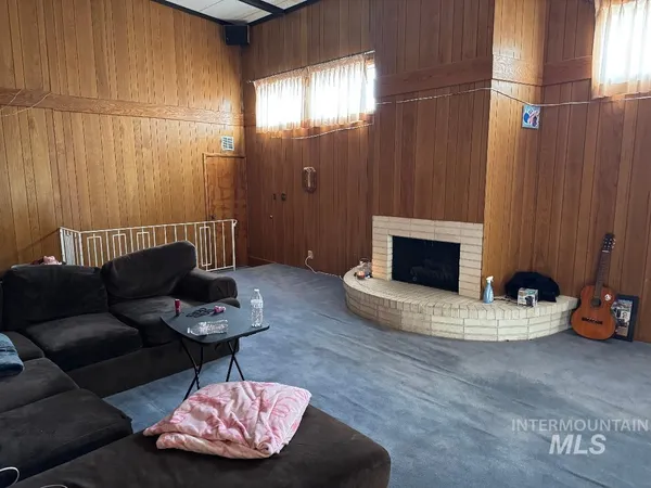 $690,000 | 221 West Main Street, Burley, ID 83318