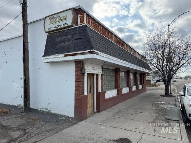 $690,000 | 221 West Main Street, Burley, ID 83318