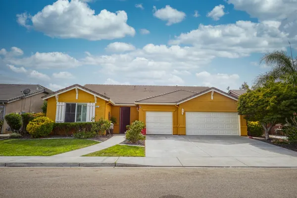 $529,000 | 807 Hagerman Peak Drive, Newman, CA 95360