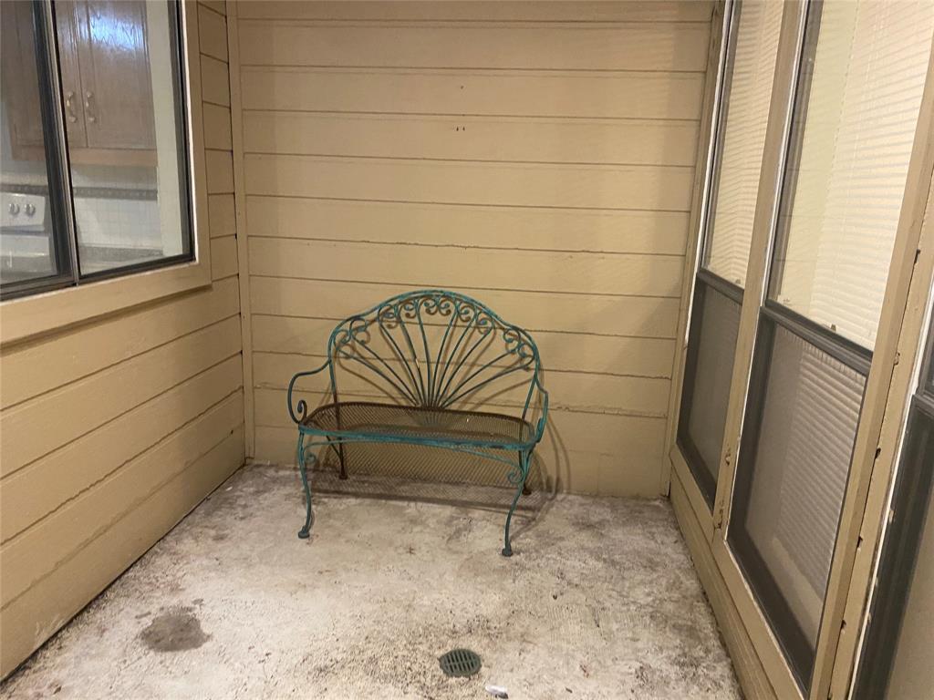 3035 Allister Street Dallas, TX 75229 - Photo 15 of 32 Grow your plants or just relax and enjoy the fresh air