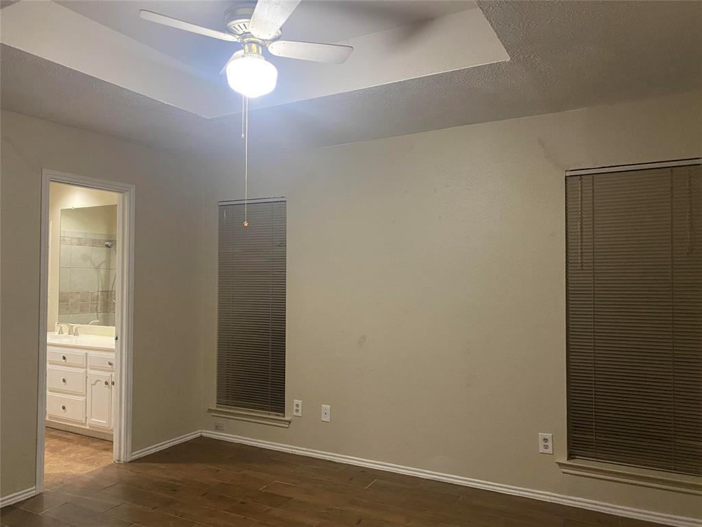 3035 Allister Street Dallas, TX 75229 - Photo 21 of 32 With tray ceilings and ensuite