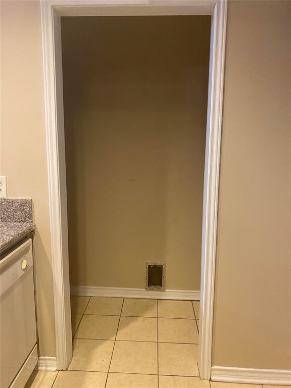 3035 Allister Street Dallas, TX 75229 - Photo 28 of 32 Located in kitchen