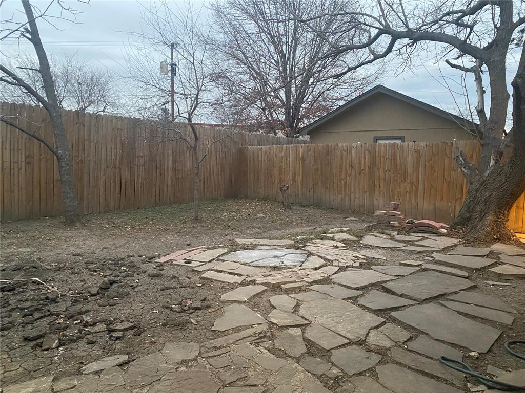 3035 Allister Street Dallas, TX 75229 - Photo 30 of 32