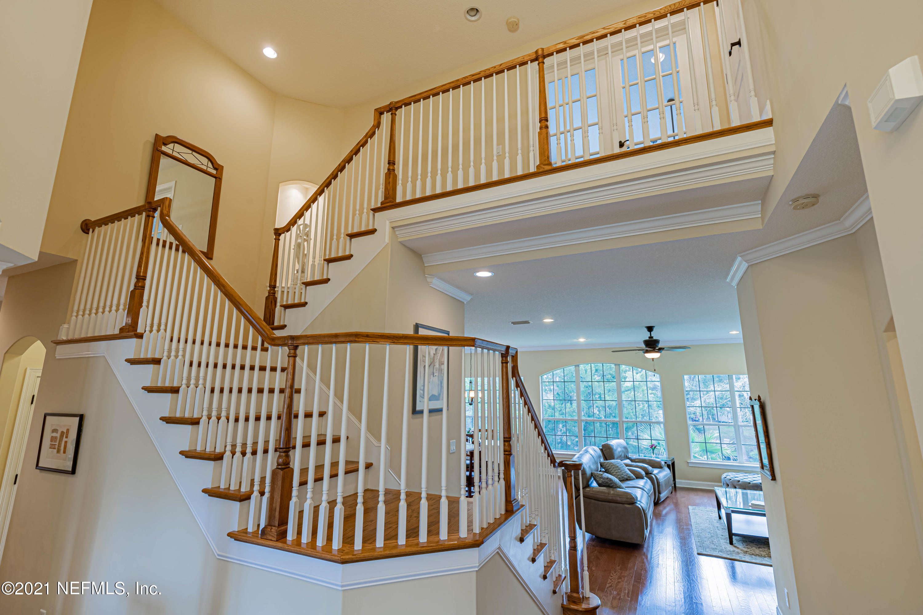 4249 Lazy Acres Road Middleburg, FL 32068 - Photo 9 of 65 10 Staircase