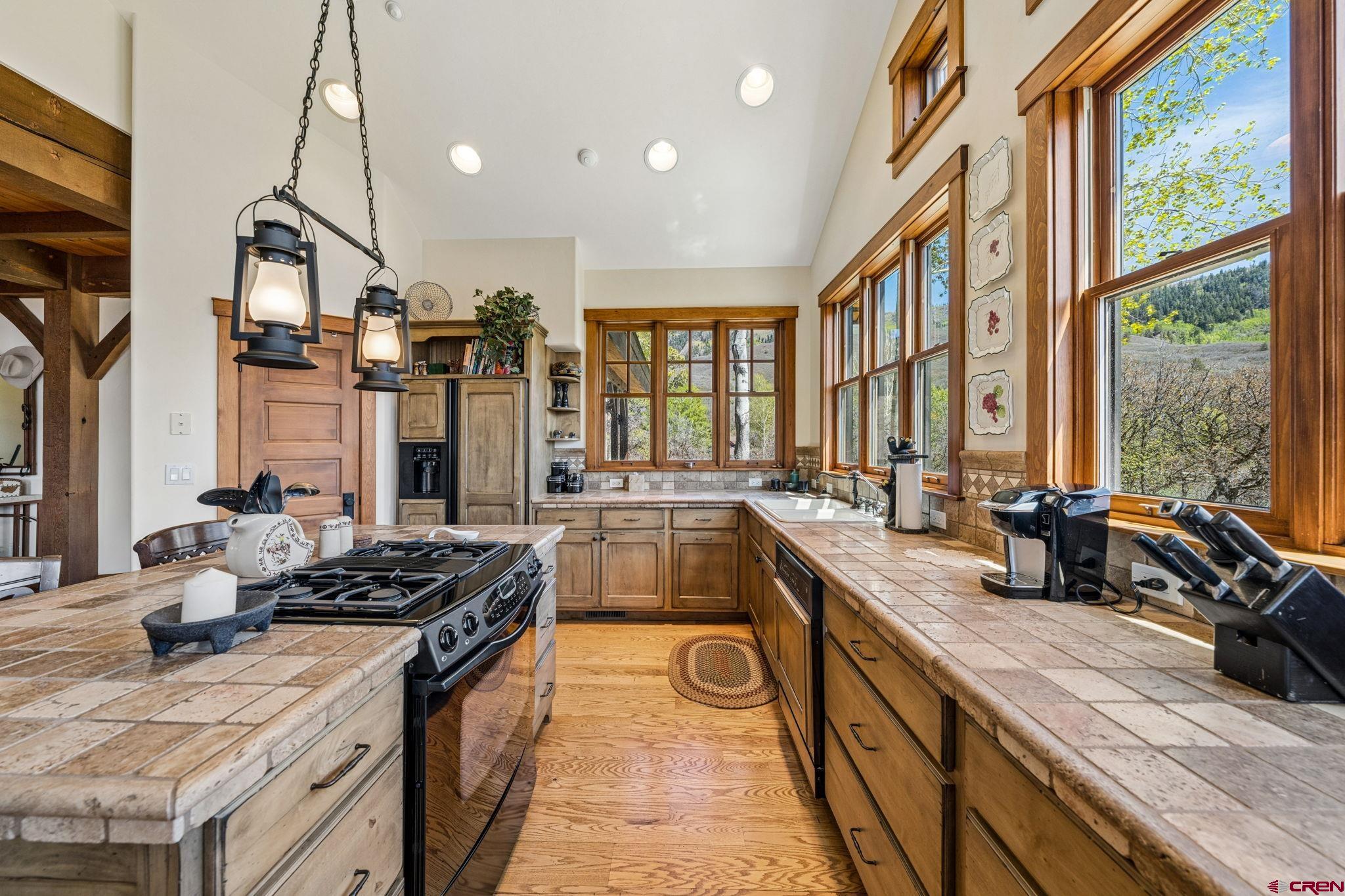 3623 Elkhorn Mountain Road Durango, CO 81301 - Photo 16 of 44 a kitchen with lots of counter top space