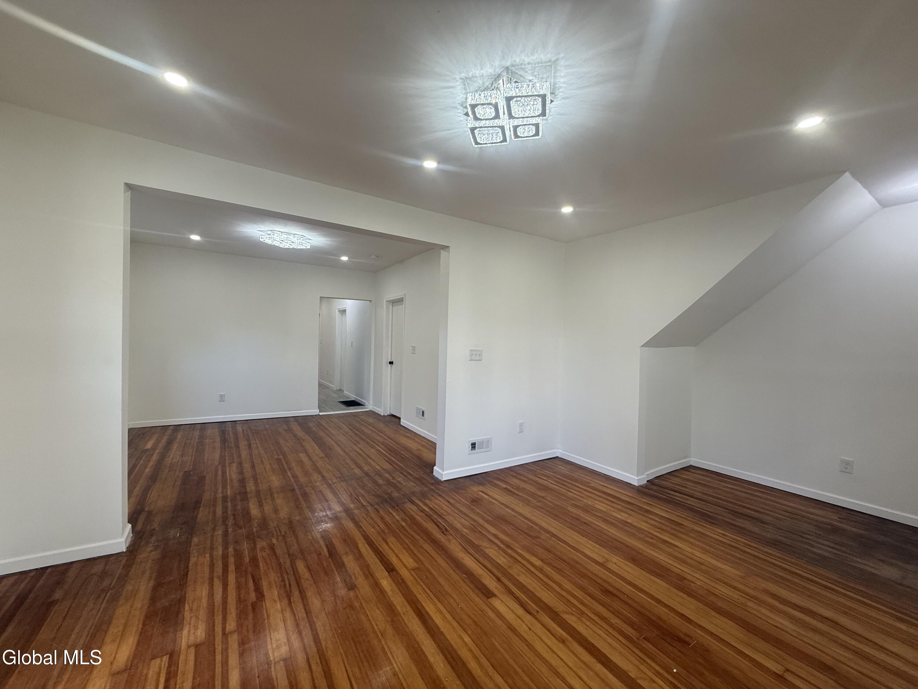 434 Division Street, Unit FIRST Schenectady, NY 12304 - Photo 6 of 6 IMG_6946