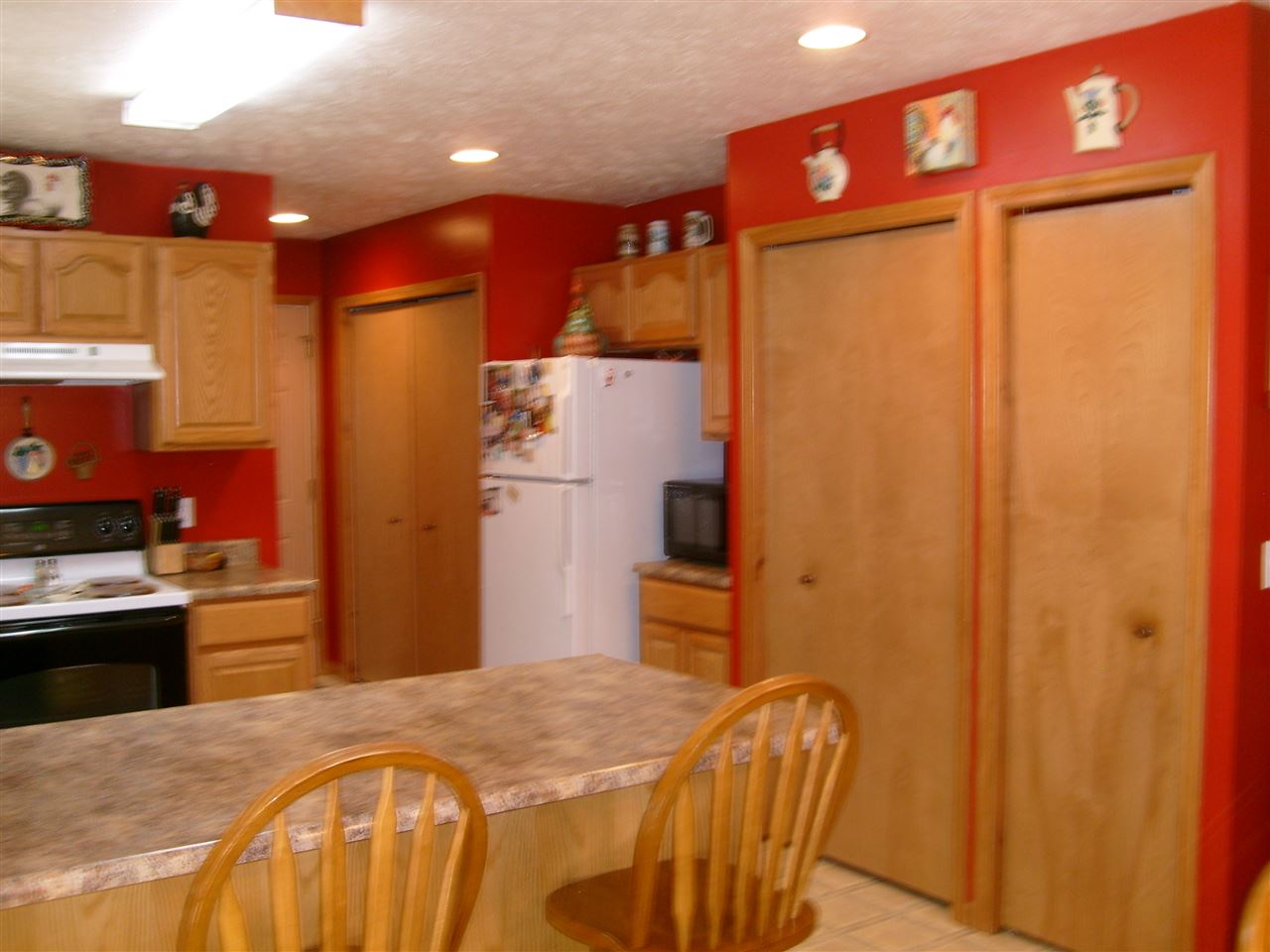 3674 Hall Road South Boardman, MI 49680 - Photo 10 of 34 1849518-9.JPG