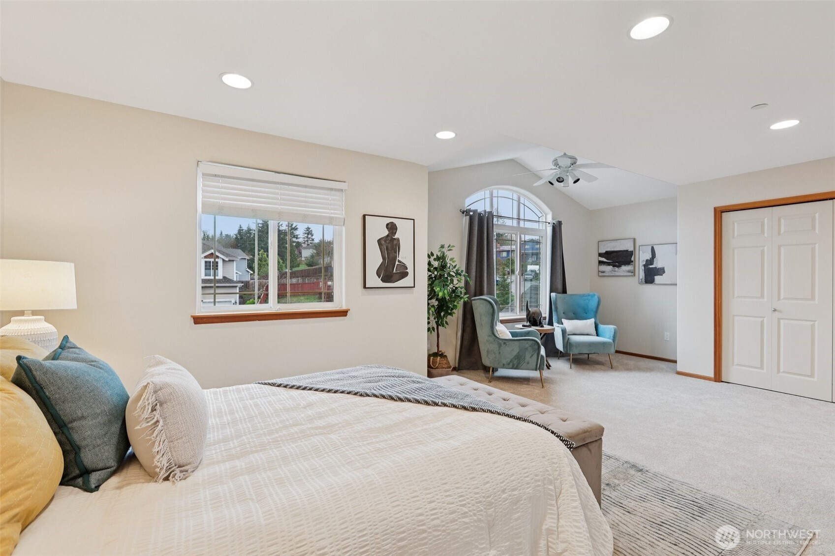 4707 Northeast 7th Place Renton, WA 98059 - Photo 24 of 40