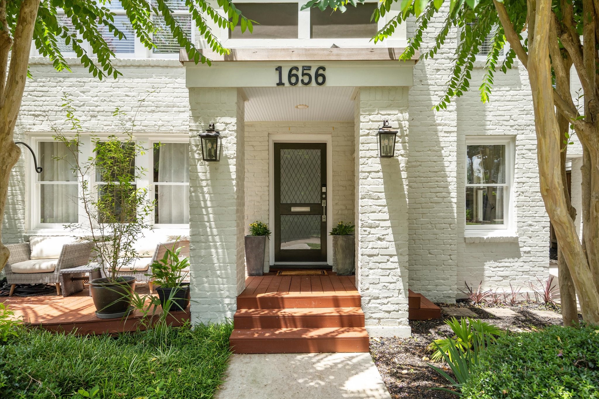 1656 Norfolk Street Houston, TX 77006 - Photo 3 of 43