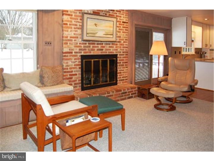 20 Old Farm Road Newark, DE 19711 - Photo 7 of 23 Family Room
