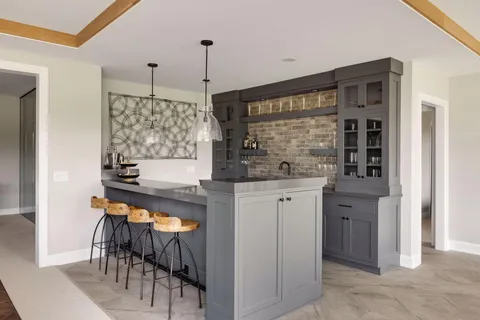 $2,695,000 | 2073 Bridgevine Court, Independence, MN 55359