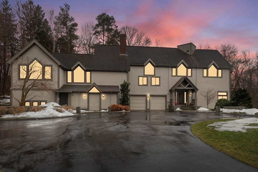 7 Northedge Road Hamilton, MA 01982 - Photo 37 of 42 a front view of a house with a yard