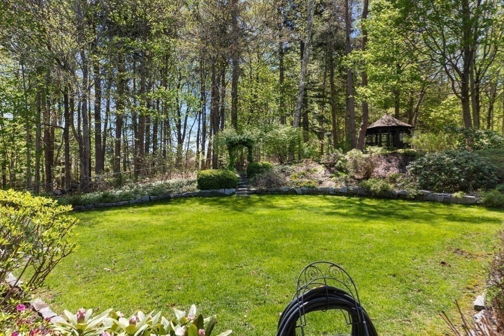 7 Northedge Road Hamilton, MA 01982 - Photo 9 of 42