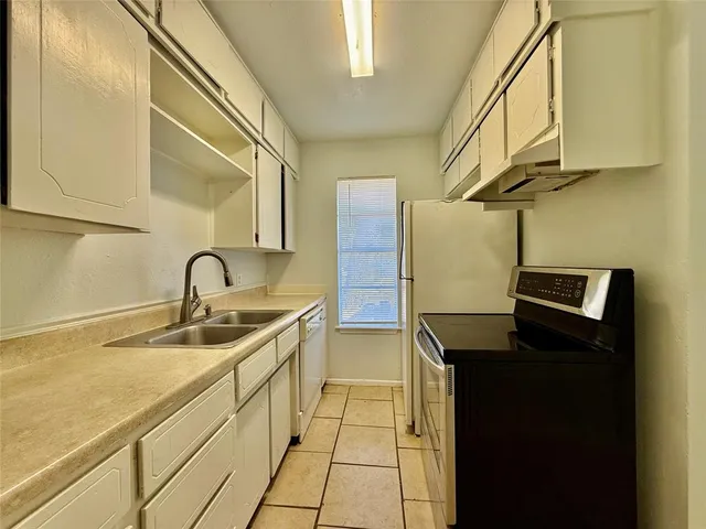 $1,395 | 2112 Tanglewood Street, Weatherford, TX 76085