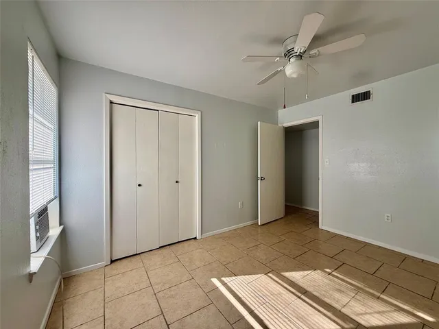 $1,395 | 2112 Tanglewood Street, Weatherford, TX 76085