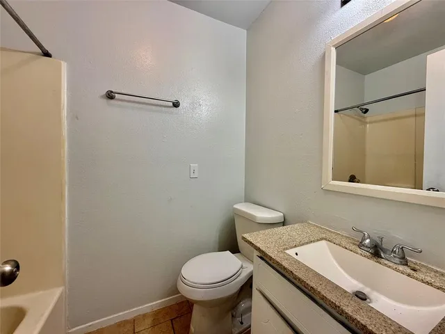 $1,395 | 2112 Tanglewood Street, Weatherford, TX 76085