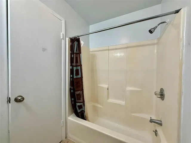 $1,395 | 2112 Tanglewood Street, Weatherford, TX 76085