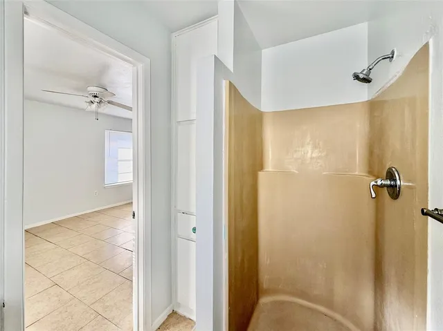 $1,395 | 2112 Tanglewood Street, Weatherford, TX 76085